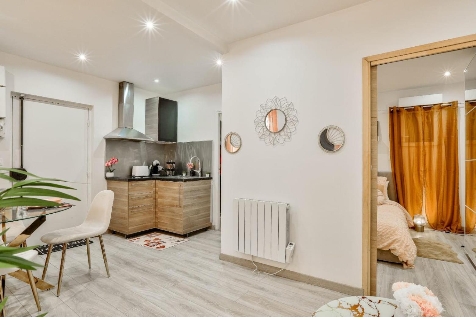 Le Nid Douillet Appartement Confortable A 5 Min Du Stade De France Et Proche De L'Aeroport Cdg Saint-Denis  Exterior foto